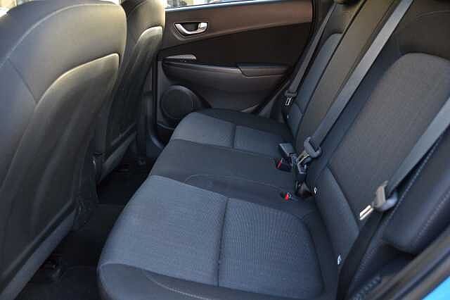 Hyundai KONA 1.0 TURBO SE CONNECT, EXCELLENT EXAMPLE OF THIS EVER POPULAR SUV