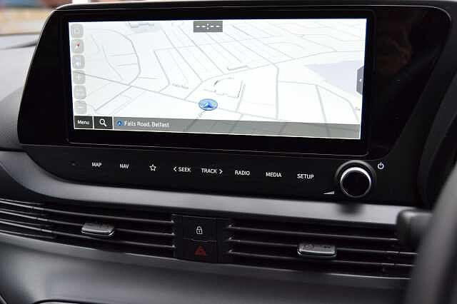 Hyundai BAYON 1.0 TGDI PREMIUM, HEATED SEATS & STEERING WHEEL, NAV, CAMERA & CRUISE