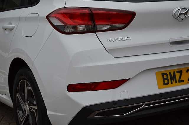 Hyundai i30 1. 0  TGDI SE CONNECT, ANOTHER 1ST CLASS EXAMPLE