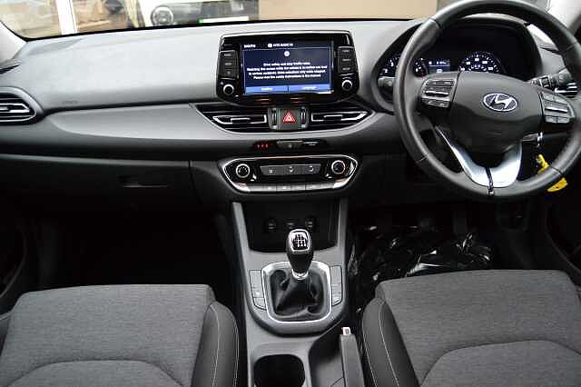 Hyundai i30 1. 0  TGDI SE CONNECT, ANOTHER 1ST CLASS EXAMPLE