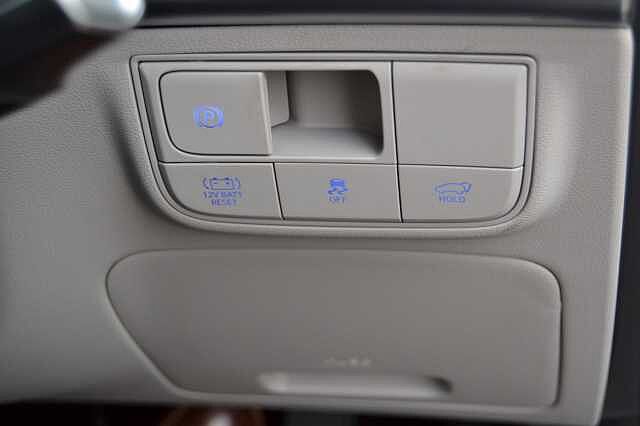 Hyundai TUCSON 1.6T SELF CHARGING HYBRID ULTIMATE AUTO, RARE EXAMPLE OF THIS RANGE TOPPER