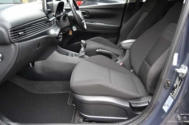 Hyundai BAYON 1.0 TGDI PREMIUM, HYUNDAI APPROVED IN AS NEW CONDITION