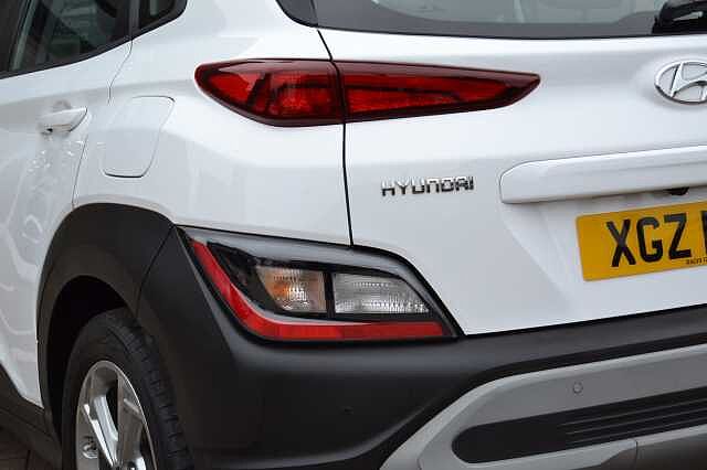 Hyundai KONA 1.0 TGDI SE CONNECT, EXCELLENT CONDITION THROUGHOUT