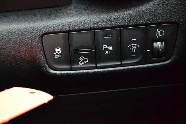 Hyundai KONA 1.0 TGDI SE CONNECT, EXCELLENT CONDITION THROUGHOUT