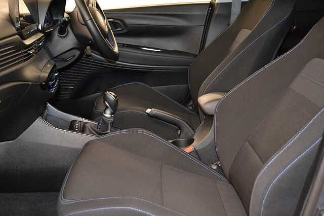 Hyundai BAYON 1.0 TGDI PREMIUM, SUPERB CONDITION AND HYUNDAI H PROMISE APPROVED