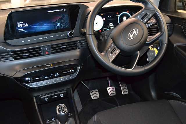 Hyundai BAYON 1.0 TGDI PREMIUM, SUPERB CONDITION AND HYUNDAI H PROMISE APPROVED