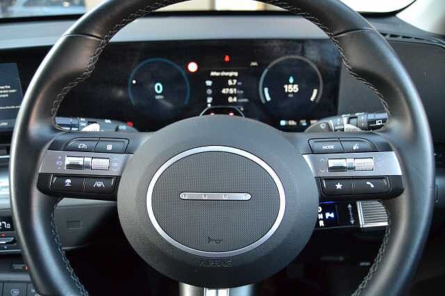 Hyundai KONA 65 KWH ELECTRIC ADVANCE AUTO, SUPERB CAR WITH 7 YEAR BATTERY WARRANTY