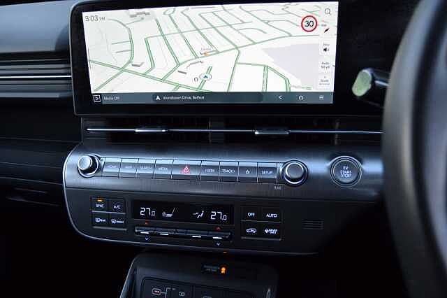 Hyundai KONA 65 KWH ELECTRIC ADVANCE AUTO, SUPERB CAR WITH 7 YEAR BATTERY WARRANTY