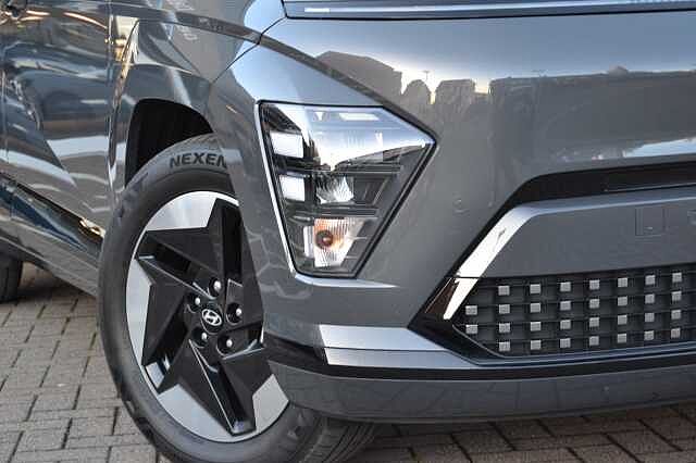 Hyundai KONA 65 KWH ELECTRIC ADVANCE AUTO, SUPERB CAR WITH 7 YEAR BATTERY WARRANTY