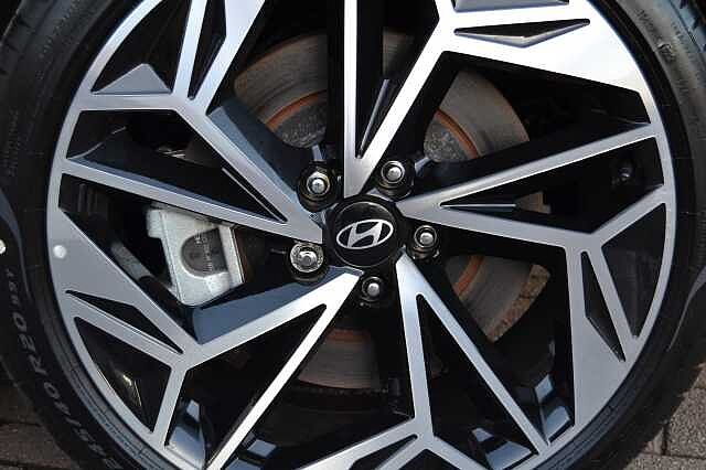 Hyundai IONIQ 6 ULTIMATE 77KWH AUTO,SAVE BIG ON THIS LITERALLY LIKE NEW CAR & ONLY 134 MILES