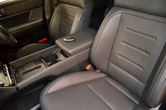 Hyundai SANTA FE 1.6 TGDi Hybrid Calligraphy 5dr 4WD Auto