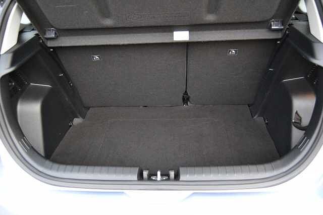 Hyundai i20 1.0T GDI ADVANCE, SUPERB EXAMPLE, 2025 REGISTERED