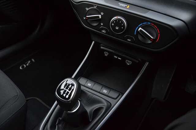 Hyundai i20 1.0T GDI ADVANCE, SUPERB EXAMPLE, 2025 REGISTERED
