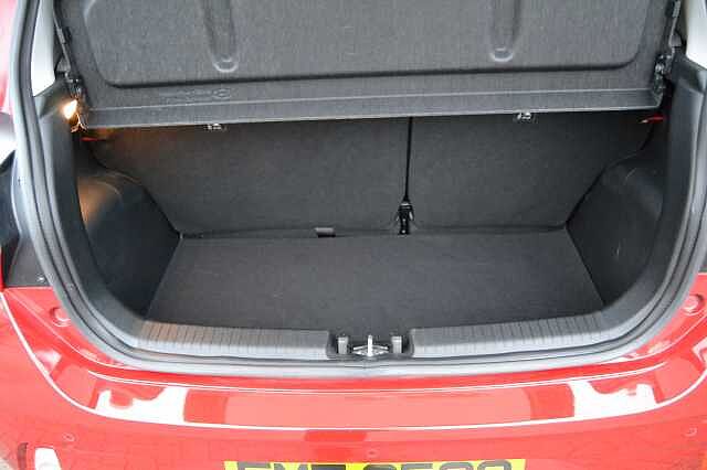 Hyundai i10 1.0 PREMIUM NAV, PHENOMENAL CONDITION WITH ONLY 7,503 MILES