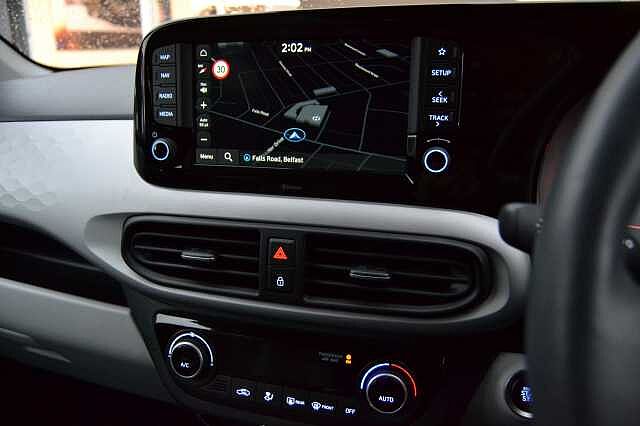 Hyundai i10 1.0 PREMIUM NAV, PHENOMENAL CONDITION WITH ONLY 7,503 MILES