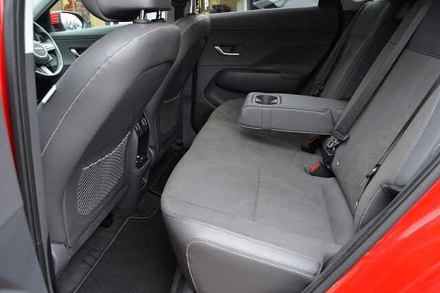 Hyundai KONA 65KW ULTIMATE AUTO ELECTRIC, TOP OF THE LINE KONA WARRANTED UNTIL 2029 TOO!!!