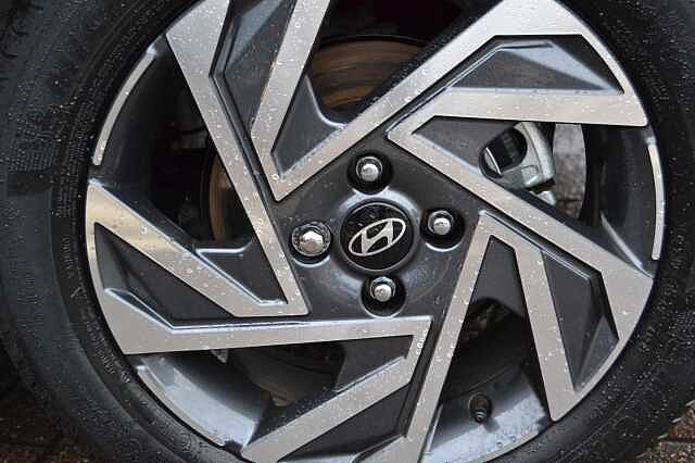 Hyundai i20 1.0 TGDI ADVANCE, DON'T MISS THIS HYUNDAI APPROVED 2025 REG NEW MODEL