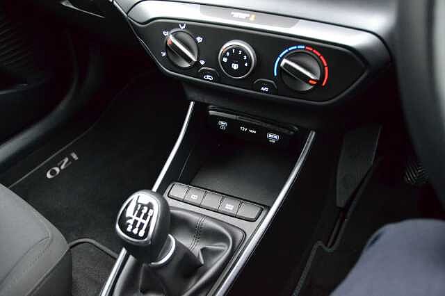 Hyundai i20 1.0 TGDI ADVANCE, DON'T MISS THIS HYUNDAI APPROVED 2025 REG NEW MODEL