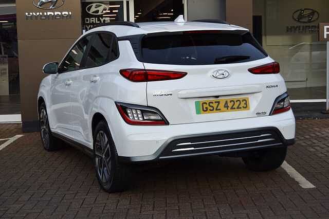 Hyundai KONA 64KWH ELECTRIC PREMIUM AUTO IN FIRST CLASS CONDITION, 5 YEAR WARRANTY AVAILABLE