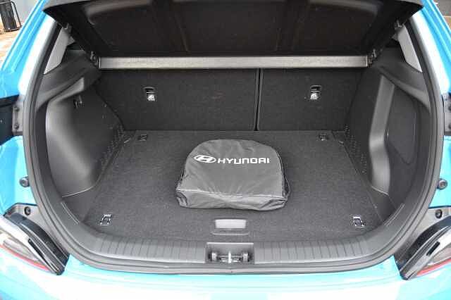 Hyundai KONA ELECTRIC 64KWH AUTO ULTIMATE, PHENOMENAL EXAMPLE WITH UP TO 5 YEAR WARRANTY