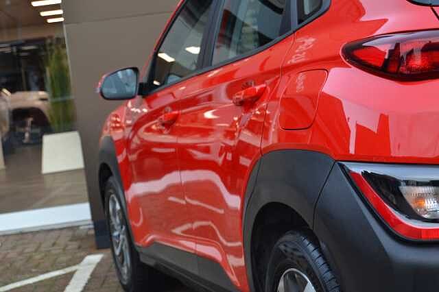 Hyundai KONA 1.6 GDI HYBRID AUTO SE CONNECT, SUPERB EXAMPLE OF THIS SELF CHARGING HYBRID