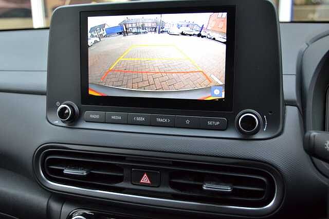 Hyundai KONA 1.6 GDI HYBRID AUTO SE CONNECT, SUPERB EXAMPLE OF THIS SELF CHARGING HYBRID