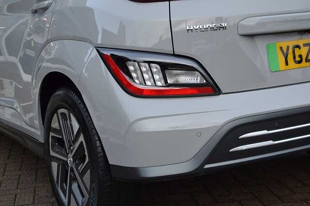 Hyundai KONA ELECTRIC 64KWH ULTIMATE AUTO, STUNNING EXAMPLE