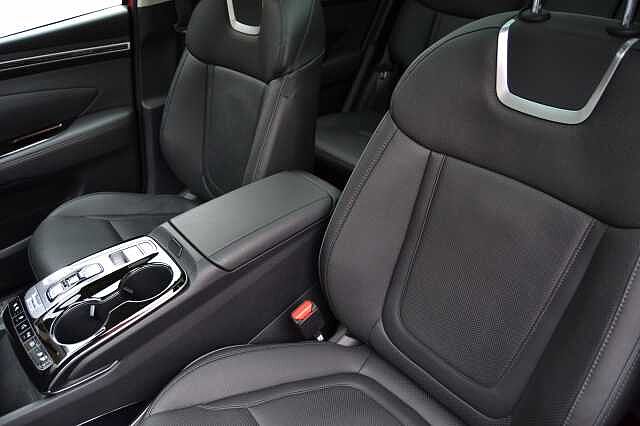 Hyundai TUCSON 1.6 TGDI SELF CHARGING HYBRID AUTO ULTIMATE, TOP OF RANGE TUCSON