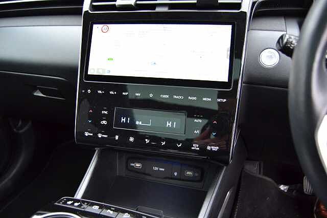 Hyundai TUCSON 1.6 TGDI SELF CHARGING HYBRID AUTO ULTIMATE, TOP OF RANGE TUCSON