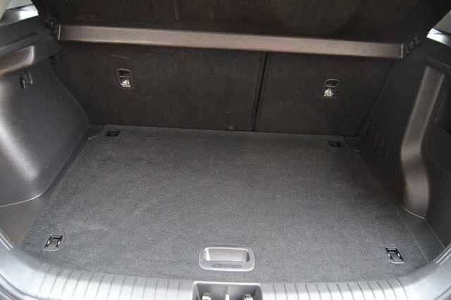 Hyundai KONA 1.0 TGDI SE CONNECT, SUPERB EXAMPLE