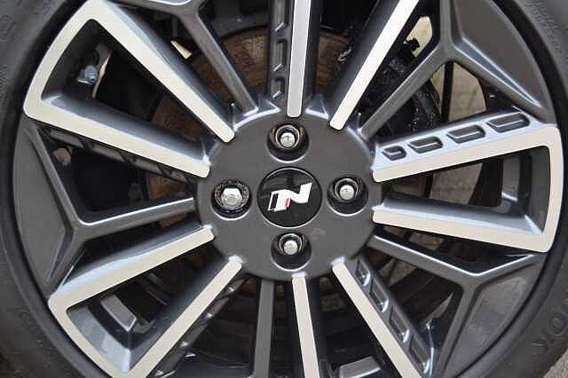 Hyundai i20 1.0 TGDI N LINE, SUPERB SPORTY HATCH