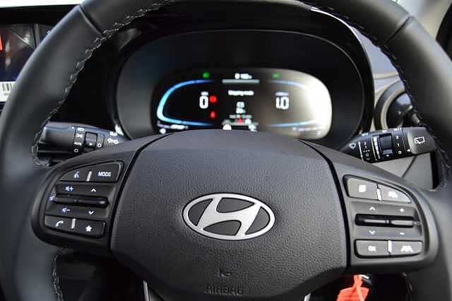 Hyundai i10 1.0 ADVANCE 5 DOOR, PRE REG DELIVERY MILES 5 YEAR WARRANTY