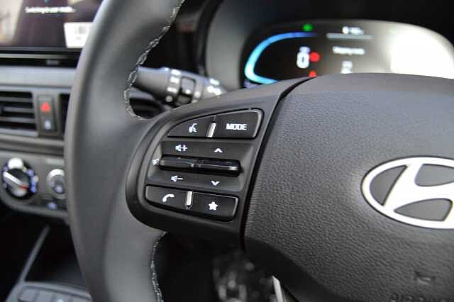 Hyundai i10 1.0 ADVANCE 5 DOOR, PRE REG DELIVERY MILES 5 YEAR WARRANTY