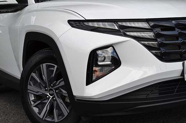 Hyundai TUCSON 1.6 TGDI SE CONNECT, SUPERB UNBLEMISHED EXAMPLE WITH ONLY 3970 MILES