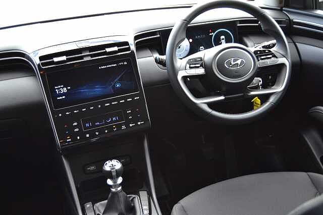 Hyundai TUCSON 1.6 TGDI SE CONNECT, SUPERB UNBLEMISHED EXAMPLE WITH ONLY 3970 MILES