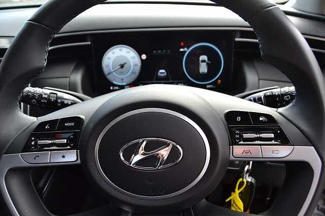 Hyundai TUCSON 1.6 TGDI SE CONNECT, SUPERB UNBLEMISHED EXAMPLE WITH ONLY 3970 MILES