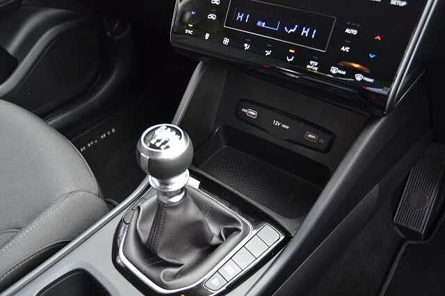 Hyundai TUCSON 1.6 TGDI SE CONNECT, SUPERB UNBLEMISHED EXAMPLE WITH ONLY 3970 MILES