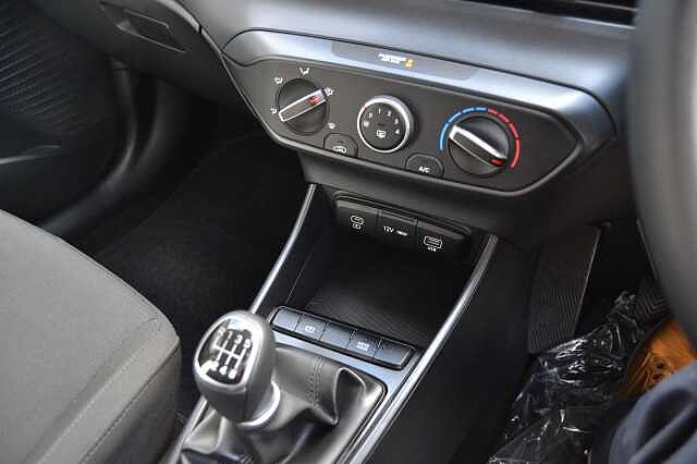 Hyundai i20 1.0 TGDI ADVANCE, DELIVERY MILES, AS NEW CONDITION