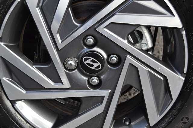 Hyundai i20 1.0 TGDI ADVANCE, DELIVERY MILES, AS NEW CONDITION