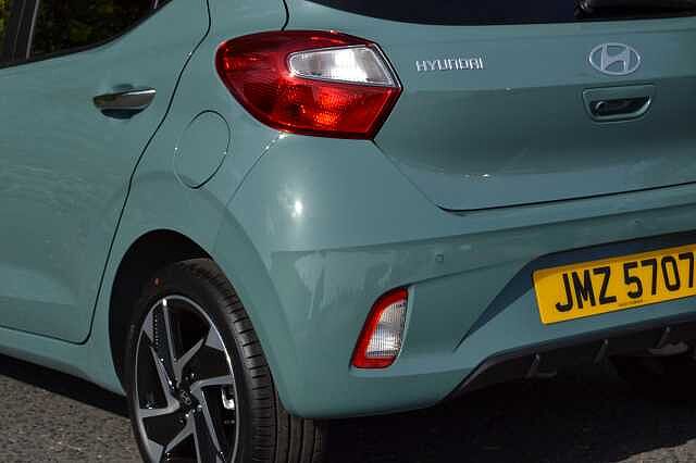 Hyundai i10 1.2 PREMIUM, DELIVERY MILEAGE, PERFECT AS NEW CONDITION
