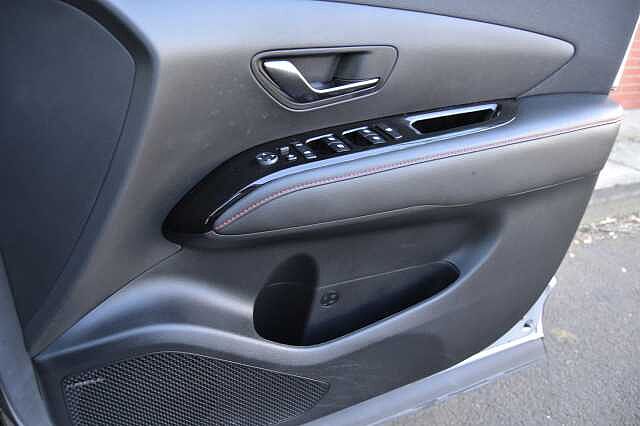 Hyundai TUCSON 1.6 TGDI SELF CHARGING HYBRID N LINE S AUTO, TOP OF THE RANGE EXAMPLE
