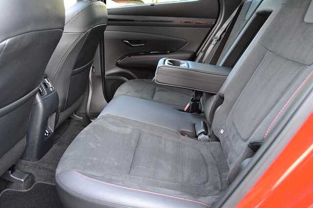 Hyundai TUCSON 1.6 TGDI N LINE S, STUNNING EXAMPLE OF THIS SPORTY SUV Engine Red