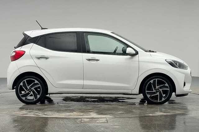 Hyundai i10 1.0 [63] Premium 5dr Auto [Nav]