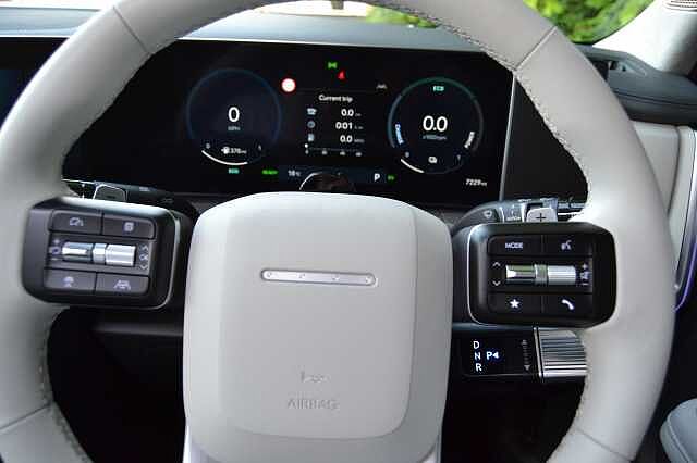 Hyundai SANTA FE 1.6 TGDi Hybrid Ultimate 5dr 4WD Auto