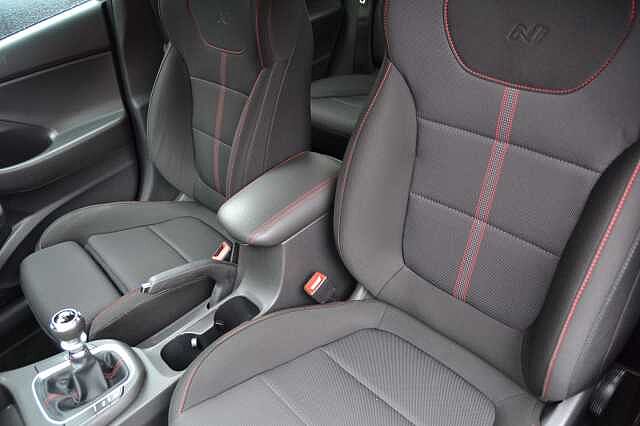 Hyundai i30 1.5 TGDI N LINE, IMMACULATE CONDITION WITH ONLY 14,081 MILES