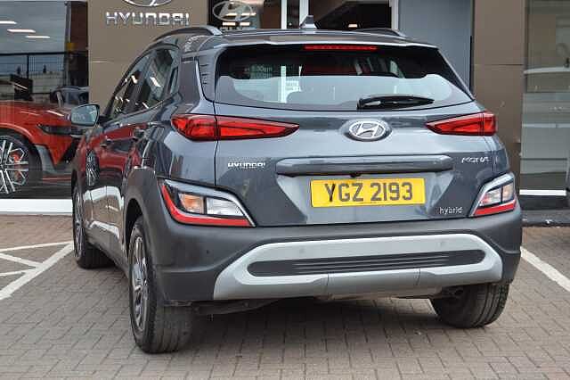 Hyundai KONA 1.6 GDI SELF CHARGING HYBRID AUTO,  LOW MILEAGE EXAMPLE