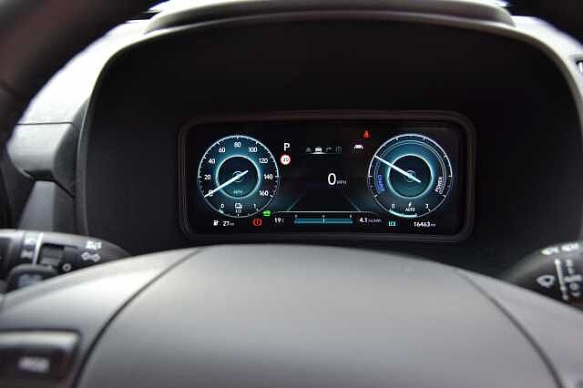 Hyundai KONA 39KWH PREMIUM AUTO, FIRST CLASS EXAMPLE OF THIS BEST SELLER, ONLY 16,483 MILES