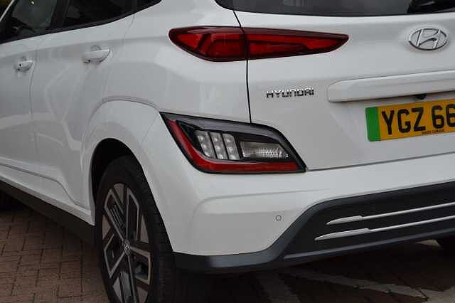 Hyundai KONA 150kW Premium 64kWh 5dr Auto