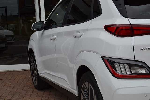 Hyundai KONA 150kW Premium 64kWh 5dr Auto
