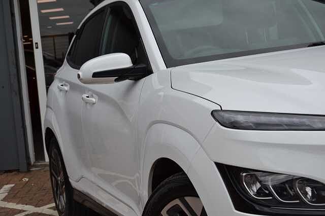 Hyundai KONA 150kW Premium 64kWh 5dr Auto